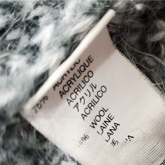 Gap Blurry Check Grey Sweater - Picture 7 of 7